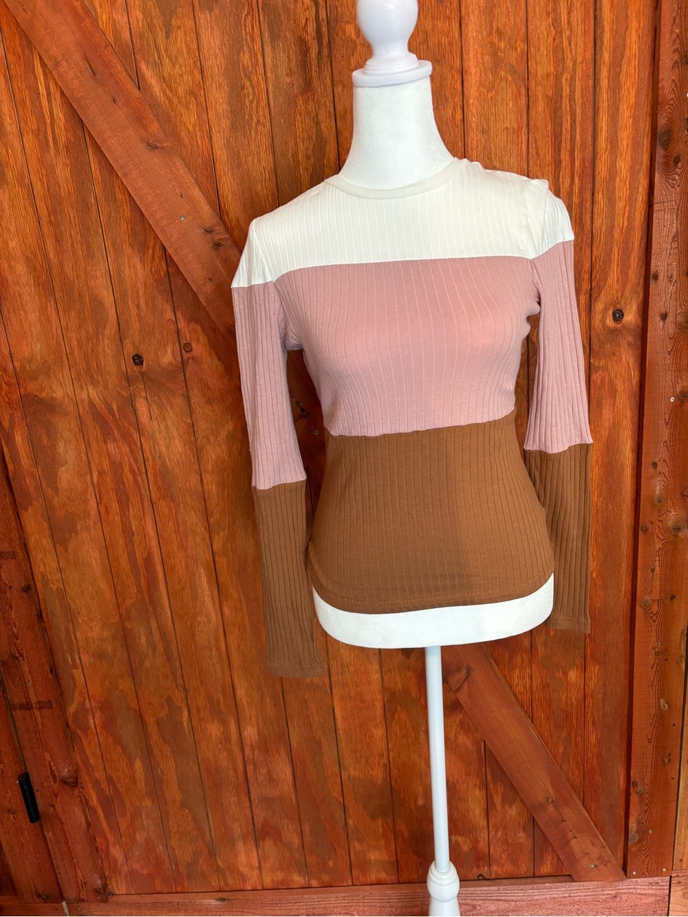 Colorblock Ribbed Long-Sleeve Top in Cream, Dusty Pink & Brown